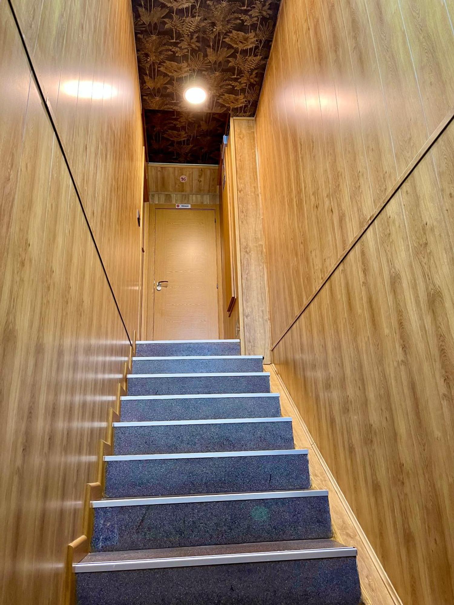 Velvet Hostel Μαδρίτη Εξωτερικό φωτογραφία