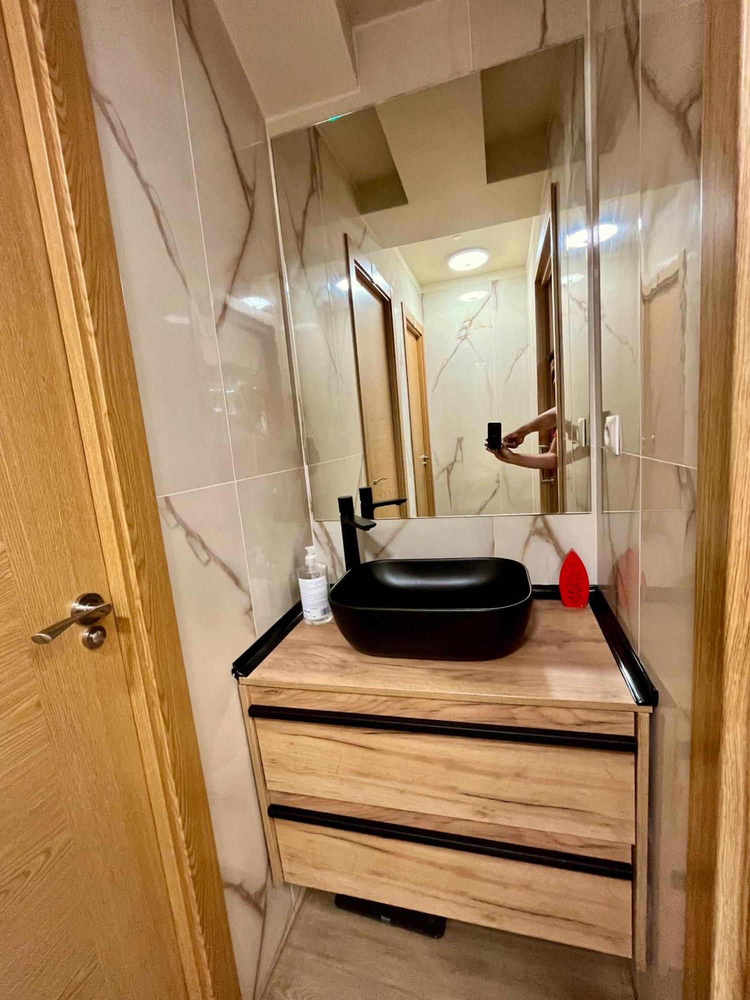 Velvet Hostel Μαδρίτη Εξωτερικό φωτογραφία